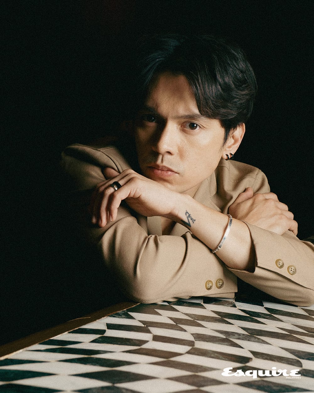 carlo aquino